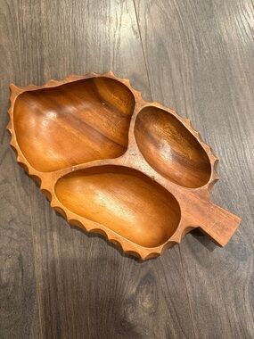 Hand-Carved Wooden Leaf Serving Tray - Warm Brown
